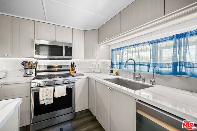 16601 Garfield Ave 116, Paramount, CA 90723