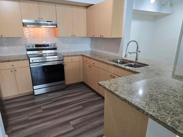 701 Villa Circle, Boynton Beach, FL 33435