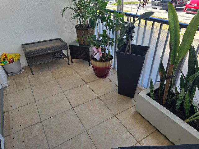 701 Villa Circle, Boynton Beach, FL 33435