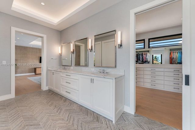 6853 Sunrise Ct, Coral Gables, FL 33133