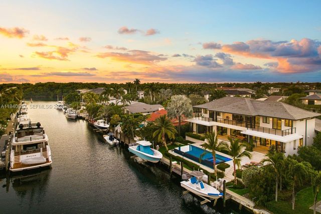 6853 Sunrise Ct, Coral Gables, FL 33133