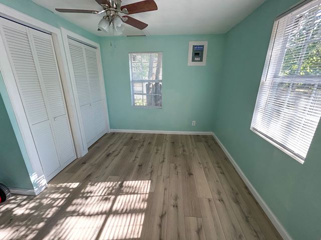 1104 N Mill Street, Bowie, TX 76230
