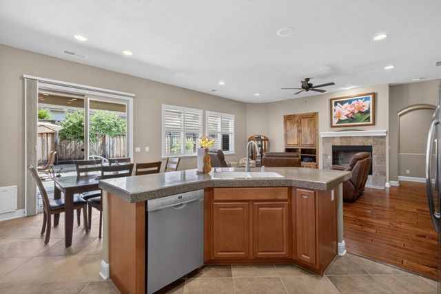 1845 Greywood Cir, Roseville, CA 95747