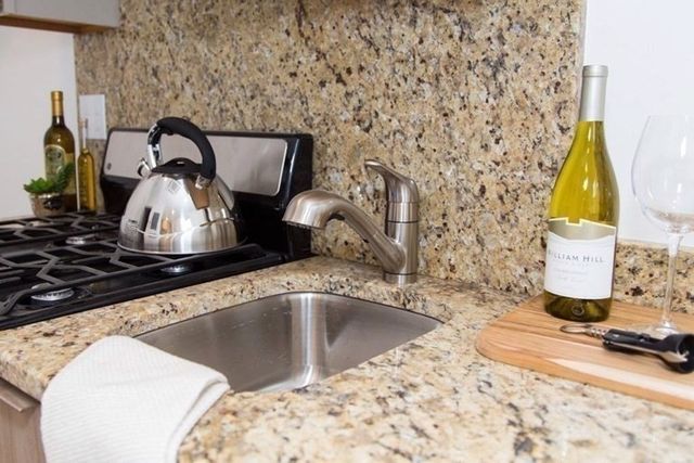 16 5th 8, Chelsea, MA 02150