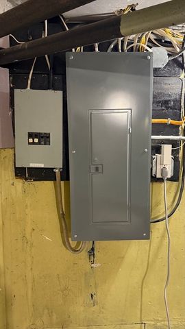 38 Bailey St, Boston, MA 02124