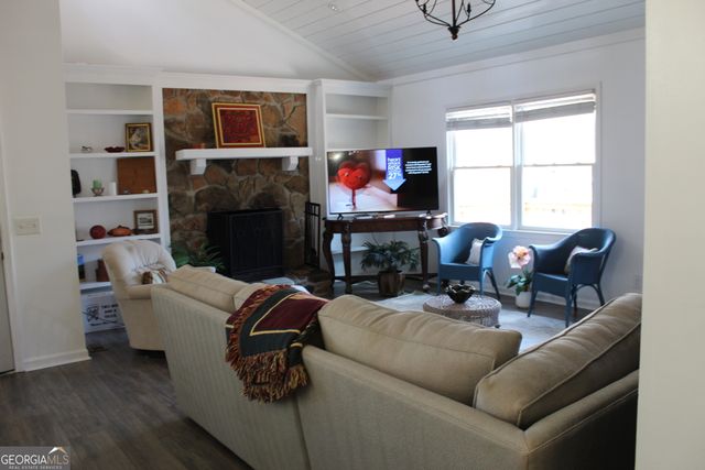 40 Chestatee Springs Road, Dahlonega, GA 30533