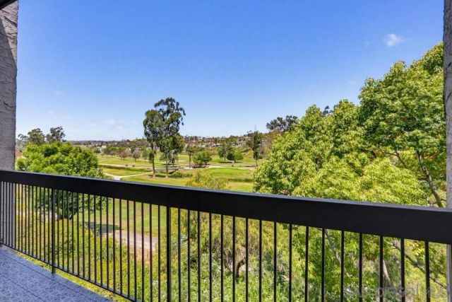 2564 Navarra Dr 206, Carlsbad, CA 92009