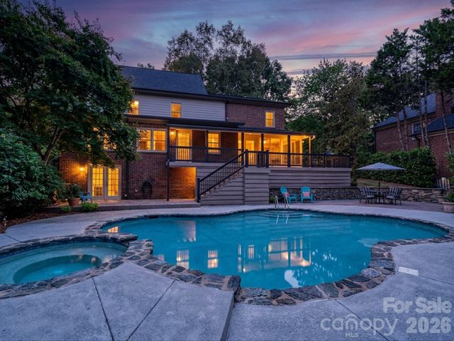 7019 Whitemarsh Court, Charlotte, NC 28210