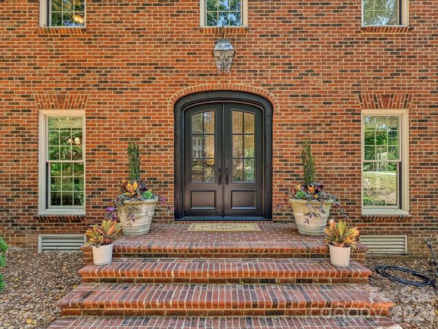 7019 Whitemarsh Court, Charlotte, NC 28210