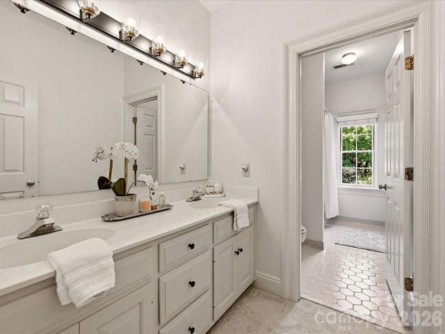 7019 Whitemarsh Court, Charlotte, NC 28210