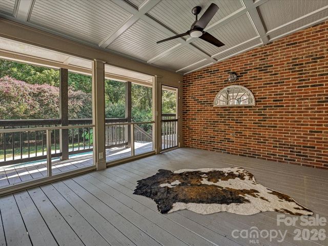 7019 Whitemarsh Court, Charlotte, NC 28210