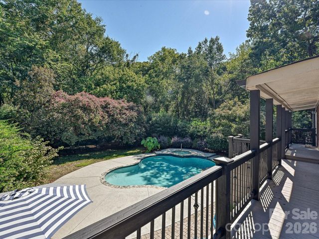7019 Whitemarsh Court, Charlotte, NC 28210