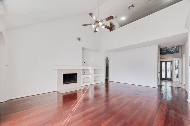 130 Annes Way Street, Stafford, TX 77477