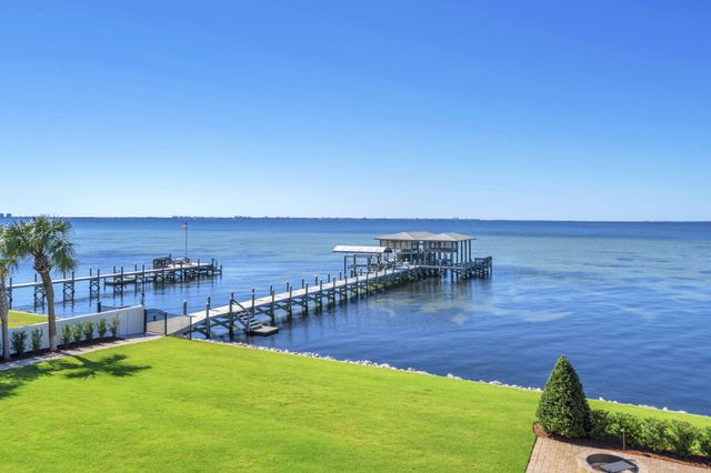 6 Sunset Beach Place, Niceville, FL 32578