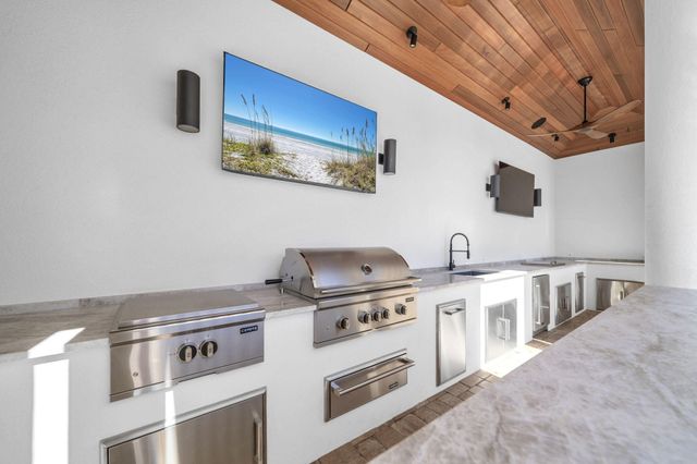 6 Sunset Beach Place, Niceville, FL 32578