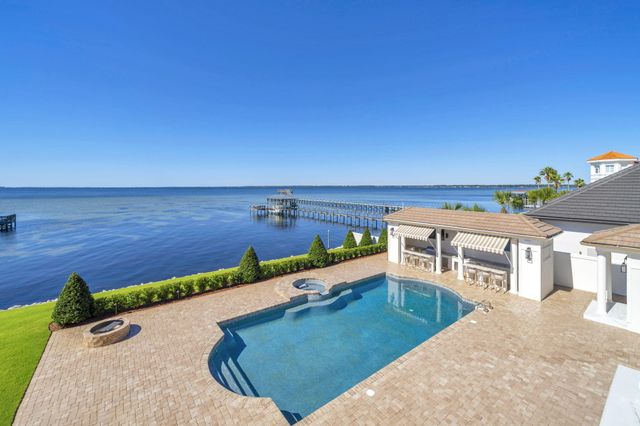 6 Sunset Beach Place, Niceville, FL 32578