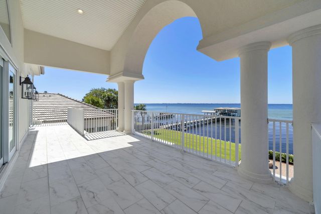 6 Sunset Beach Place, Niceville, FL 32578