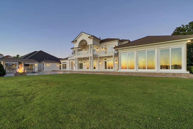 6 Sunset Beach Place, Niceville, FL 32578