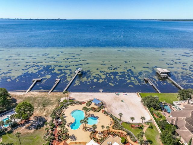 6 Sunset Beach Place, Niceville, FL 32578