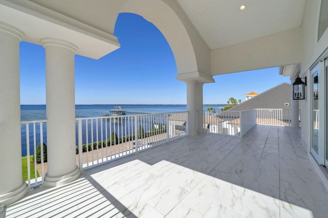 6 Sunset Beach Place, Niceville, FL 32578