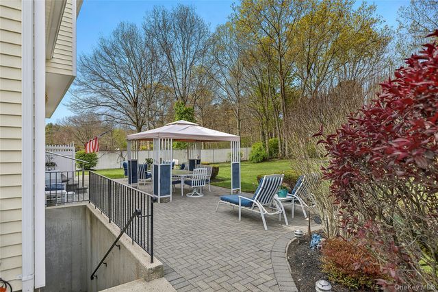 54 Winterberry Drive, Middle Island, NY 11953