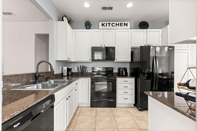 7202 SW 93RD AVENUE, Ocala, FL 34481