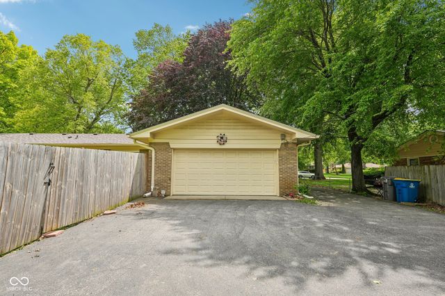 100 E Cragmont Drive, Indianapolis, IN 46227
