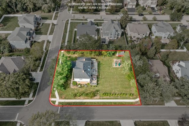 335 S Crescent Avenue, Palatine, IL 60067