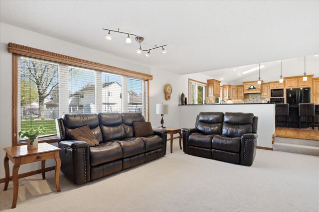 14340 Dekalb Avenue, Rosemount, MN 55068