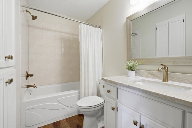 14340 Dekalb Avenue, Rosemount, MN 55068