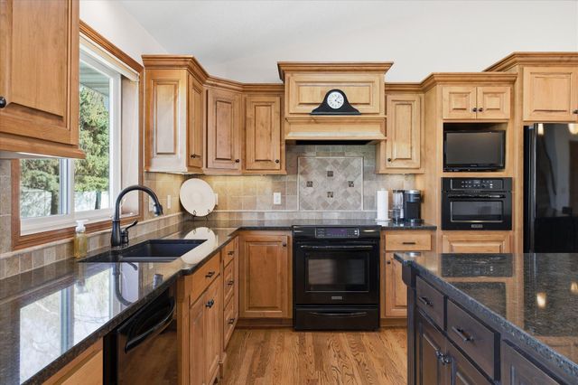 14340 Dekalb Avenue, Rosemount, MN 55068
