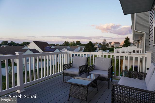 15 F FLOYD AVE, Beverly, NJ 08010