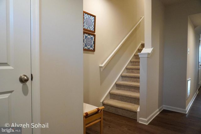 15 F FLOYD AVE, Beverly, NJ 08010