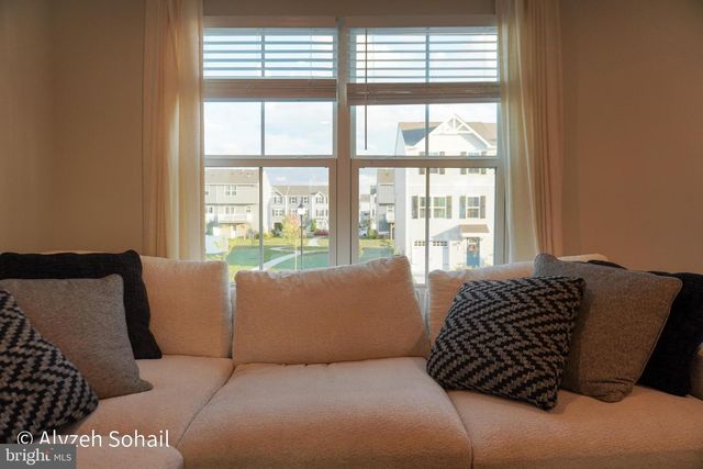 15 F FLOYD AVE, Beverly, NJ 08010