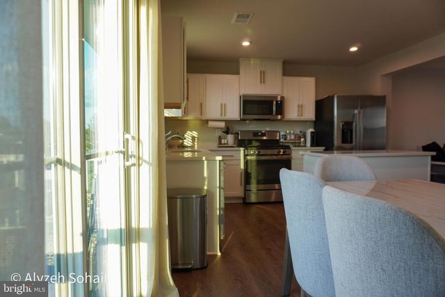 15 F FLOYD AVE, Beverly, NJ 08010