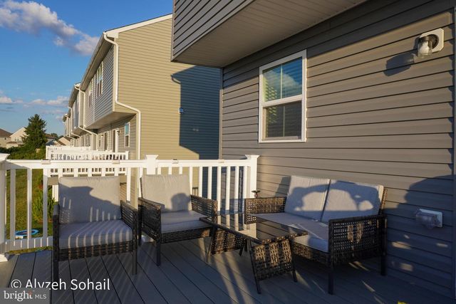 15 F FLOYD AVE, Beverly, NJ 08010