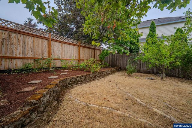 1351 N Monroe St, Lafayette, OR 97127