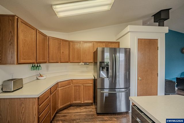 1351 N Monroe St, Lafayette, OR 97127