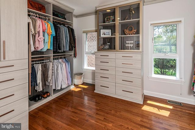 56 HIGH RIDGE RD, Skillman, NJ 08558