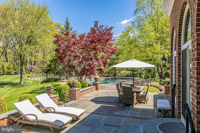 56 HIGH RIDGE RD, Skillman, NJ 08558