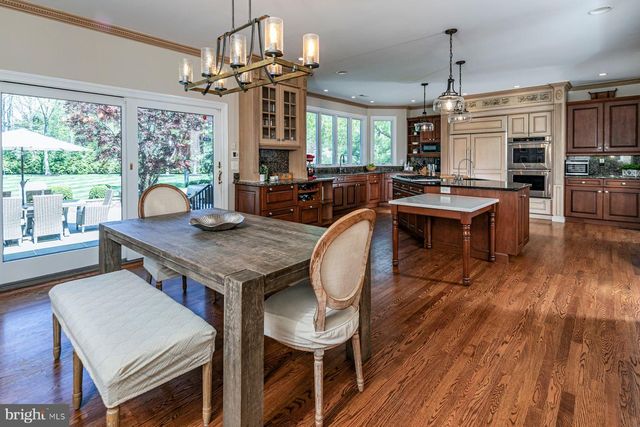 56 HIGH RIDGE RD, Skillman, NJ 08558