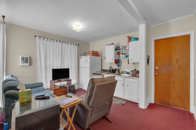 2936 Brattleboro Avenue, Des Moines, IA 50311