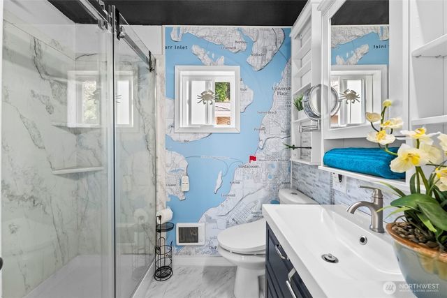 303 Puyallup Street, Steilacoom, WA 98388