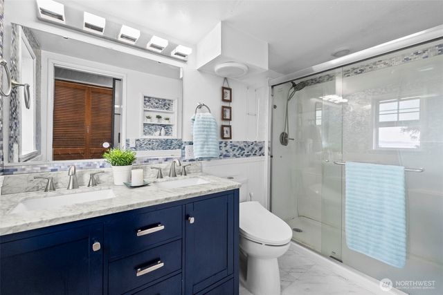 303 Puyallup Street, Steilacoom, WA 98388