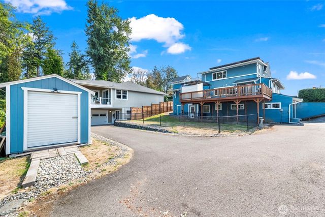 303 Puyallup Street, Steilacoom, WA 98388