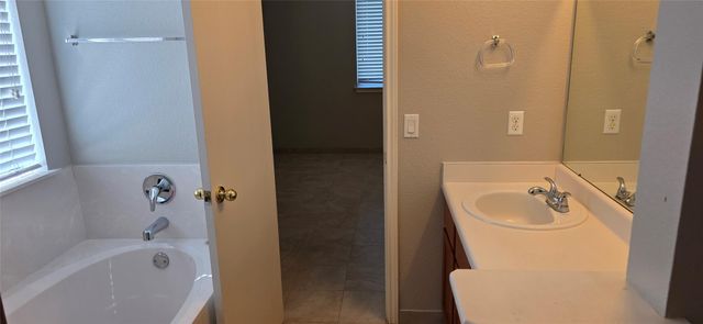 1304 Anna Palm WAY, Round Rock, TX 78665