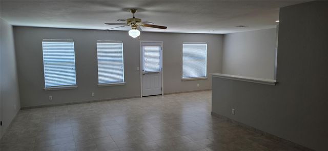 1304 Anna Palm WAY, Round Rock, TX 78665