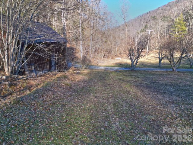 7385 Big Pine Road, Marshall, NC 28753