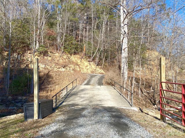7385 Big Pine Road, Marshall, NC 28753