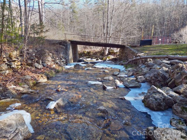 7385 Big Pine Road, Marshall, NC 28753